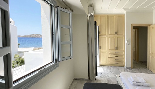 Cycladic beach house with a view - Andromeda in Astypalea