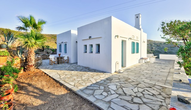 Cycladic Hideaway Private Villa w. Panoramic View in Cherronisos