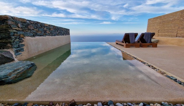 Dazzling Folegandros Suite | Nefeli Suite | Breathtaking Aegean Sea Views