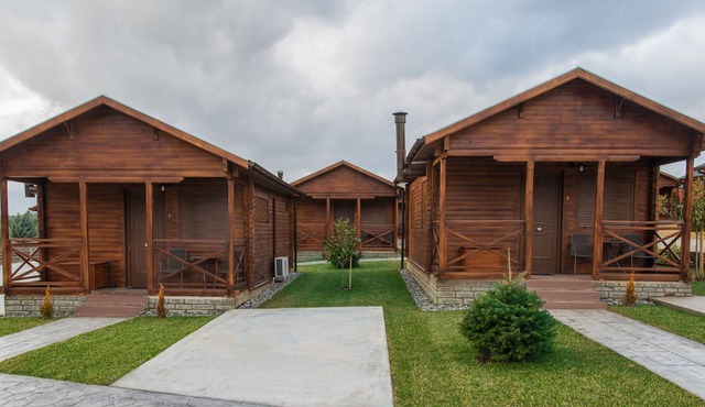 Deluxe Mountain Bungalow B, Konitsa in Αετόπετρα