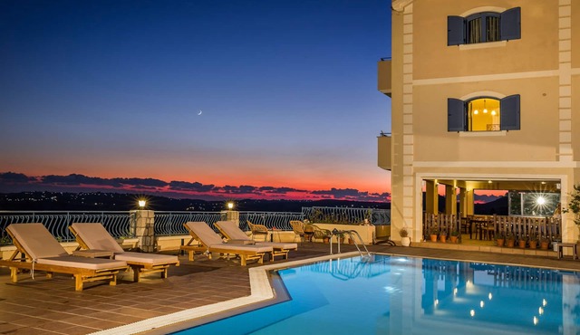 Diana Studios & apartments Enjoy an alluring beach and impeccable services