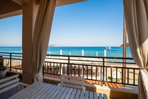Dimar Apartments in Aristotelis