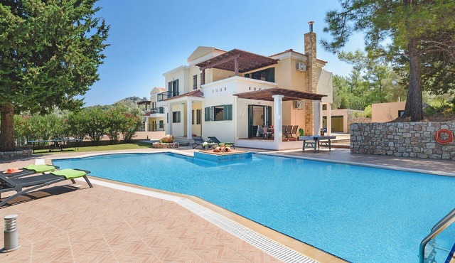 Dimitra - Seven Springs Villas