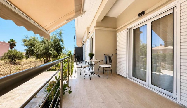 Dioni's Gem - Marathoupoli's Seaside Getaway in Marathopoli