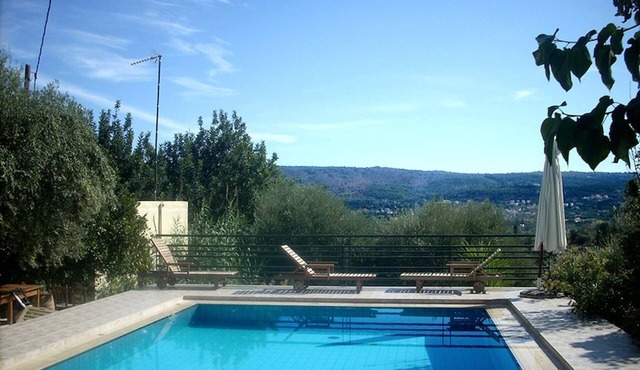 Dream 1 -traditional House With Pool To Share