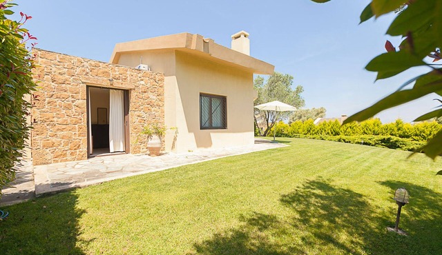 Dream Villa with Pool and Spacious Terrace near Sani Resort