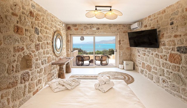 Eight Dimensions Capari Suites Elafonisos