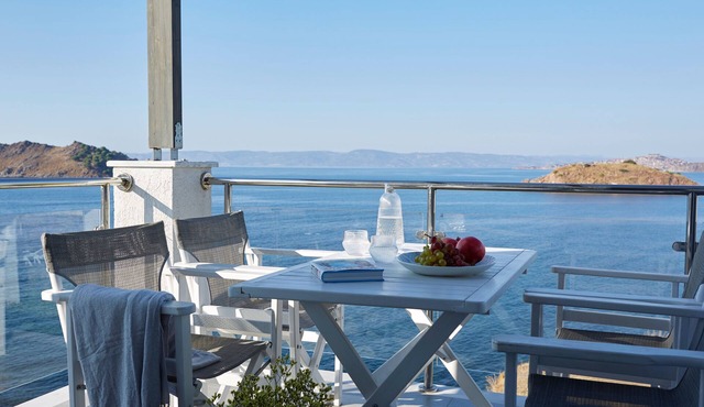 Eleia Seafront VIlla with Private Pool & Sea View in Lesvos