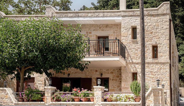 Elia Rustic Apartments Theriso Village in Chania