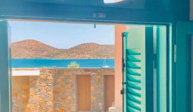 Elounta Art Stone House in Epano Elounda