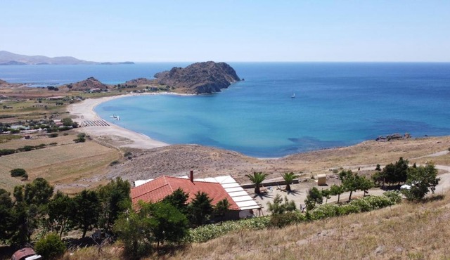 Endless Blue in Thános