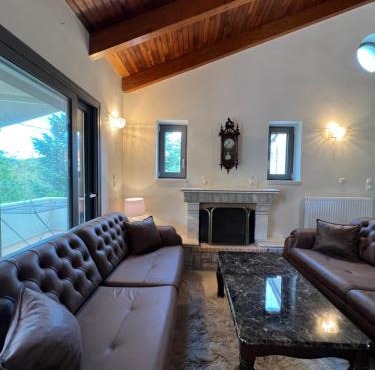 Entire Apartment 140m2 near Syvota and Parga