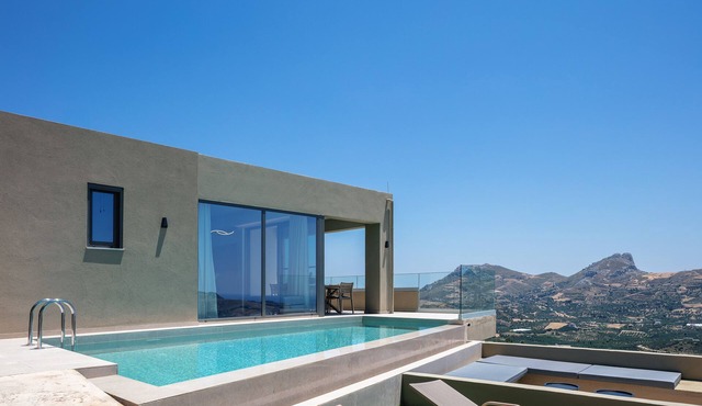 Epsilon Villa, Private Heated Swimming Pool Garden, Panoramic Sunset