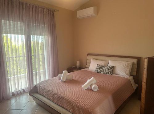Eri's House in Chrysoupolis