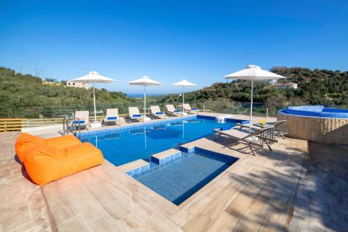 Etesians Villa, Heated Pool & Spa Whirlpool, BBQ, By ThinkVilla