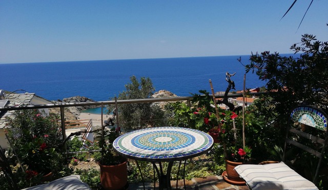 Exclusive Kalithea vacation home with fantastic views in NAS in Ikaria