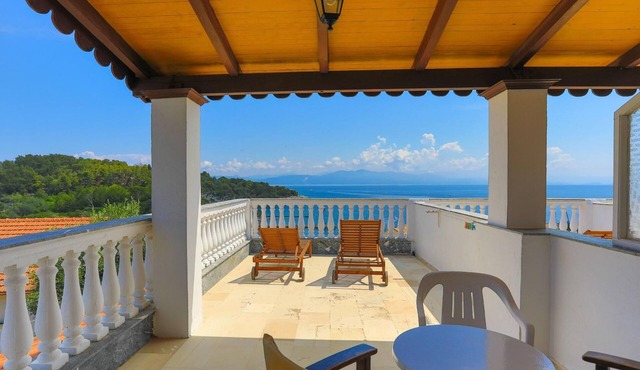 Faros Tria in Gaios With 1 Bedrooms and 1 Bathrooms