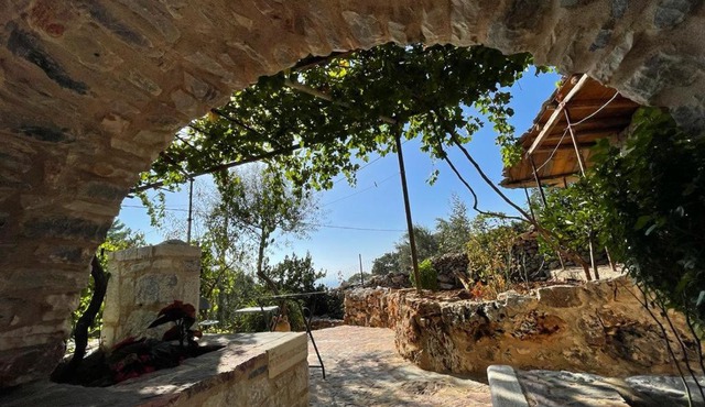 Find your peace in a traditional country house!