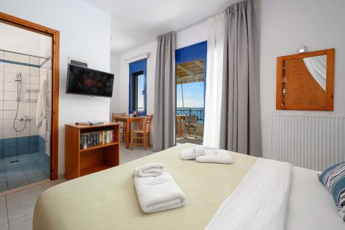 Finikas Studios & Apartments - Kalamaki Holidays in Kalamaki