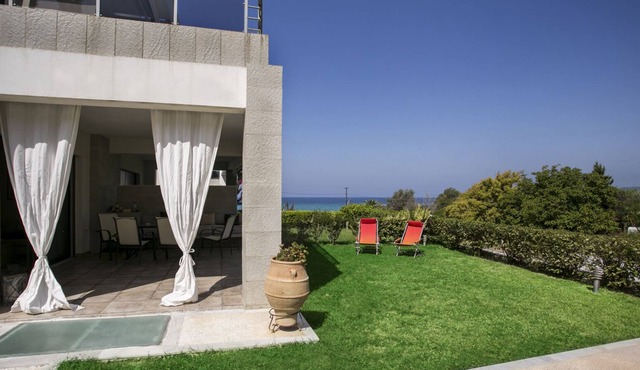 #FLH - Pampa Grass House, Posidi