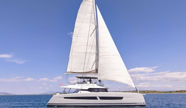 Floating Villa: Yacht Vacation with Captain & Chef - 10 Guests - 66 Ft