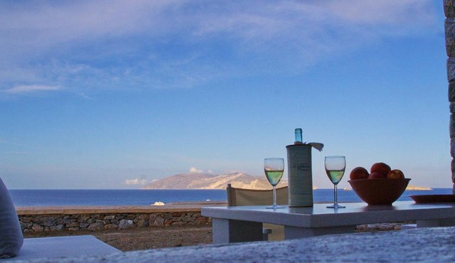 Folegandros Villas Beachfront