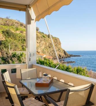 Fos Beachfront Loft-Limnos, Volissos-Chios in Lemnos