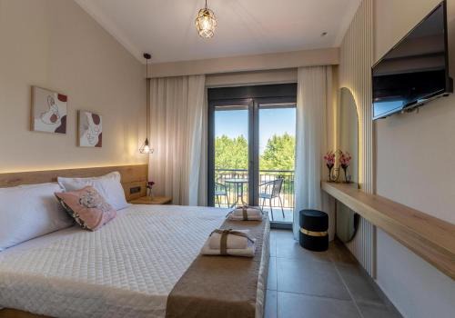 Fragkos Doukas Rooms in Kamariotissa