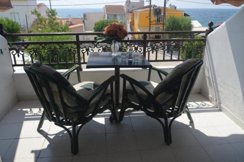 Friendly Studios in Ireon