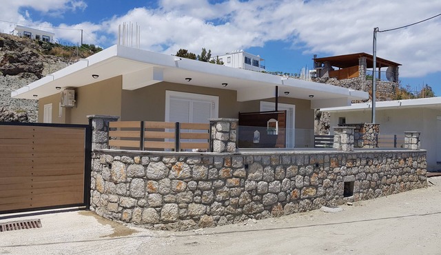 Galazia Thea Apartments