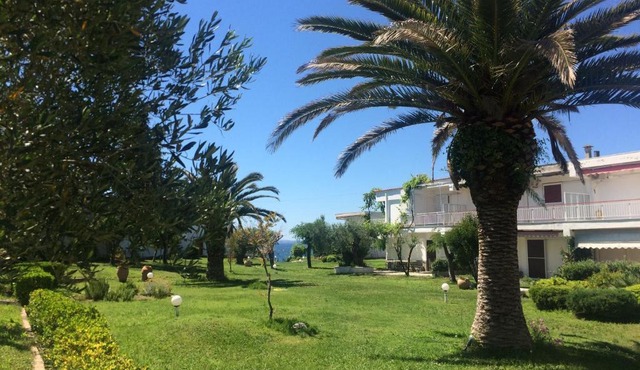 Garden house