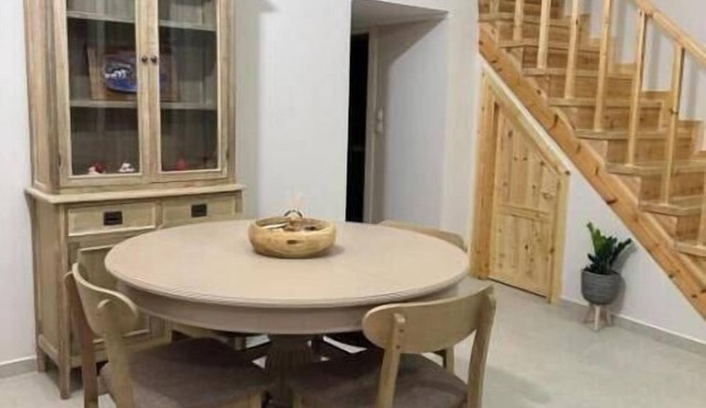 Gavrilis apartments: LOFT in Nenita