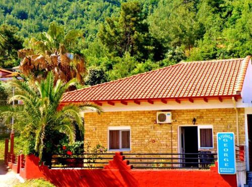 George Studios in Skala Potamias