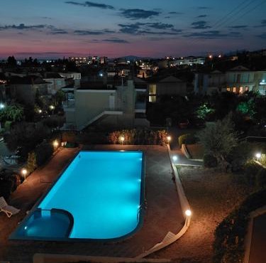 Gerakini 2BR Apt with Shared Pool