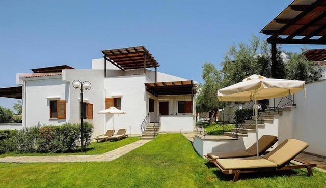 Gerakini Holiday Home with a Balcony