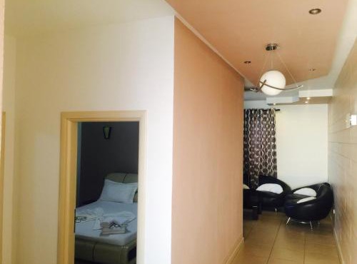 Godija Hotel & Suites in Velipojë