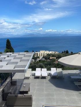 Gold Pearl Maggie Sea View Villa in Corfu