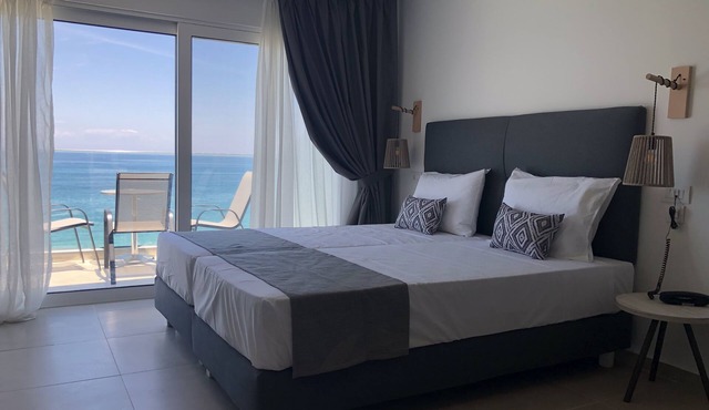 Golden Coast Resort in Zakynthos