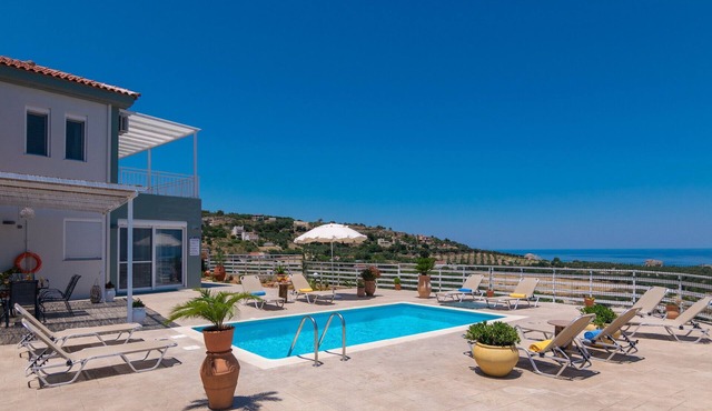 Haravgi villa , 5 bedrooms ,private pool
