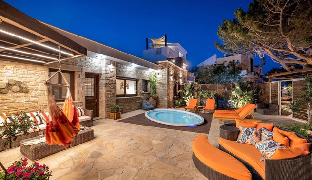 Holiday house Koutsouras for 1 - 9 persons with 3 bedrooms - Farmhouse in Koutsouras