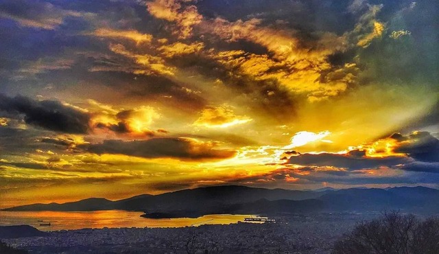 Homerez - Charming House with Panoramic View in Ano Volos
