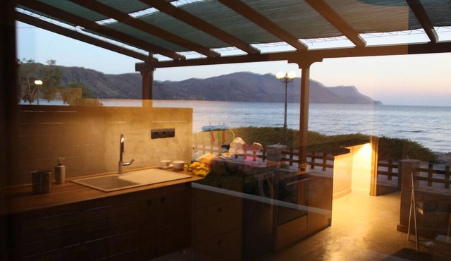 Horizonte Seafront Suites