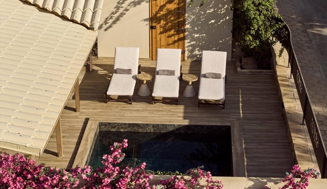 Ilision – Contemporary Living Condo I