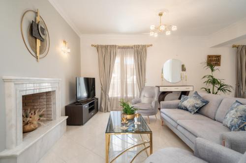Irene Luxury Villa in Metaxáta