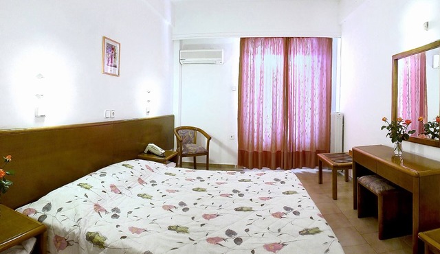 Irinna Hotel