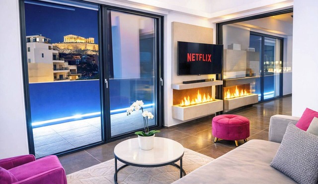 Iris Penthouse: Luxury Acropolis View and Jacuzzi