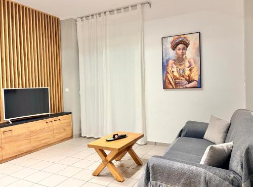 Ithaca: Διαμέρισμα με αυτόνομη είσοδο. in Thessaloniki