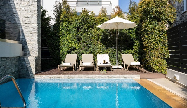 Ixia Luxury Breeze Villa