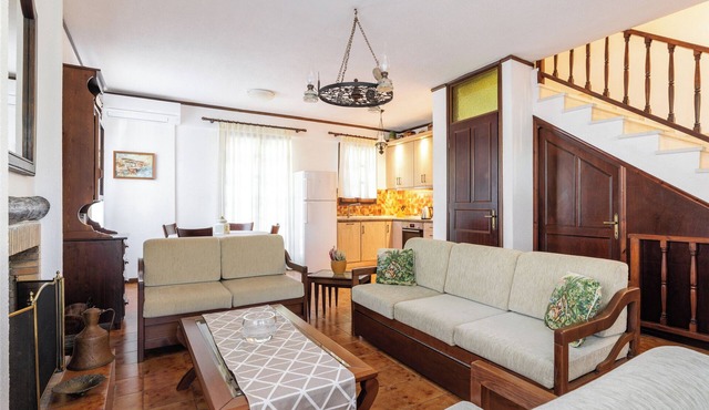 Kallikratis Vintage House : Beachfront in Nea Propontida