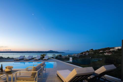 Kalyves Royal Villa - "Free"heated pool,gym&seaview